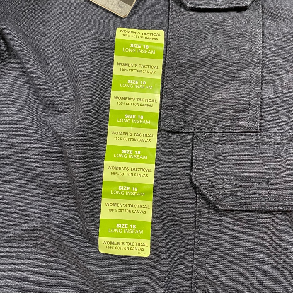 NWT 5.11 Tactical Series Women's 18 Long Navy Canvas Cargo Pants Reinforced Knee - Picture 6 of 13